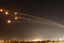 الغارديان: استجابة دول الخليج للصراع الإيراني الإسرائيلي قد تحدد نتيجة الأزمة