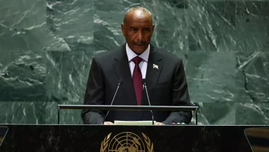 رئيس أركان الجيش السوداني يهاجم "اللاعبين الإقليميين" في إشارة مبطنة إلى الإمارات