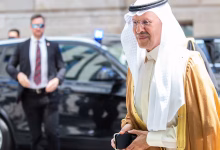 أسعار النفط تتراجع بعد تقرير يزعم أن السعودية تستعد لزيادة الإنتاج