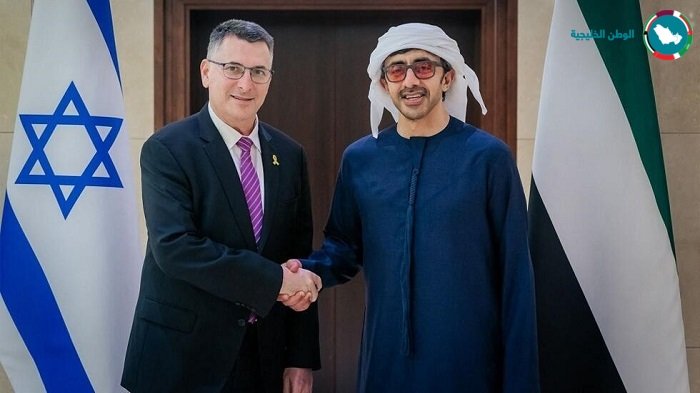 مساعدات من الإمارات