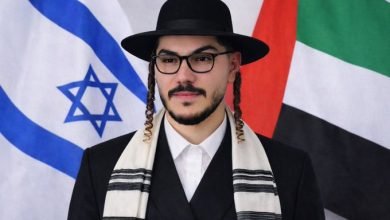 كاتب سعودي يشن هجومًا لاذعًا على أمجد طه ويتهمه بالارتزاق الإعلامي لصالح الإمارات