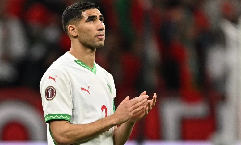 لاعب كرة القدم المغربي أشرف حكيمي