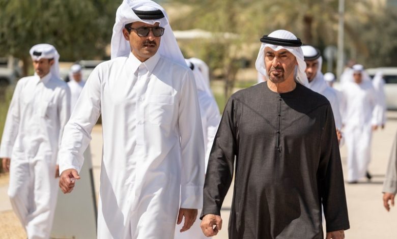 منصة إماراتية تثير الجدل ببث ظهور جديد للمعارض القطري خالد الهيل