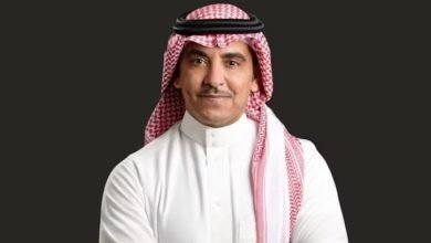 وزير الإعلام سلمان الدوسري