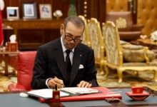 محمد السادس يستنكر هجمات الحوثي على السعودية ويؤكد وجوب المحاسبة