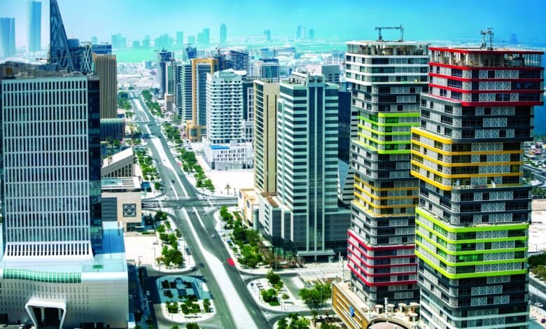 إدارة الأرصاد تتوقع طقساً حاراً مع غبار عالق في قطر وتدني الرؤية
