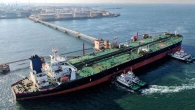 السعودية تنفي شراء ناقلات نفط وتكشف أسباب ارتفاع تكاليف الشحن