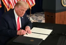 ترمب يعلّق عقوبات جديدة على روسيا والدول المتعاملة معها