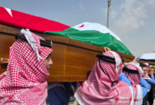 آلاف الأردنيين يشاركون في تشييع ضحايا مجزرة الكرك
